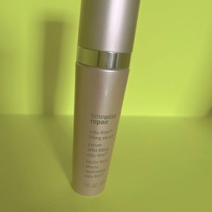 Mary Kay Volu-firm lifting serum 1 onza